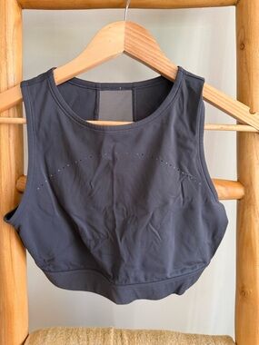 Lululemon Charcoal Active Crop Tank Top
